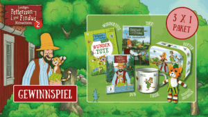 Pettersson und Findus Gewinnspielgrafik zum Mitmachkino 2026. Zu sehen ist das Gewinnspiel-Set aus einem Plüschtier, einem Koffer, einer Wundertüte, einem Buch, der DVD zum Mitmachkino 1 und einer Tasse